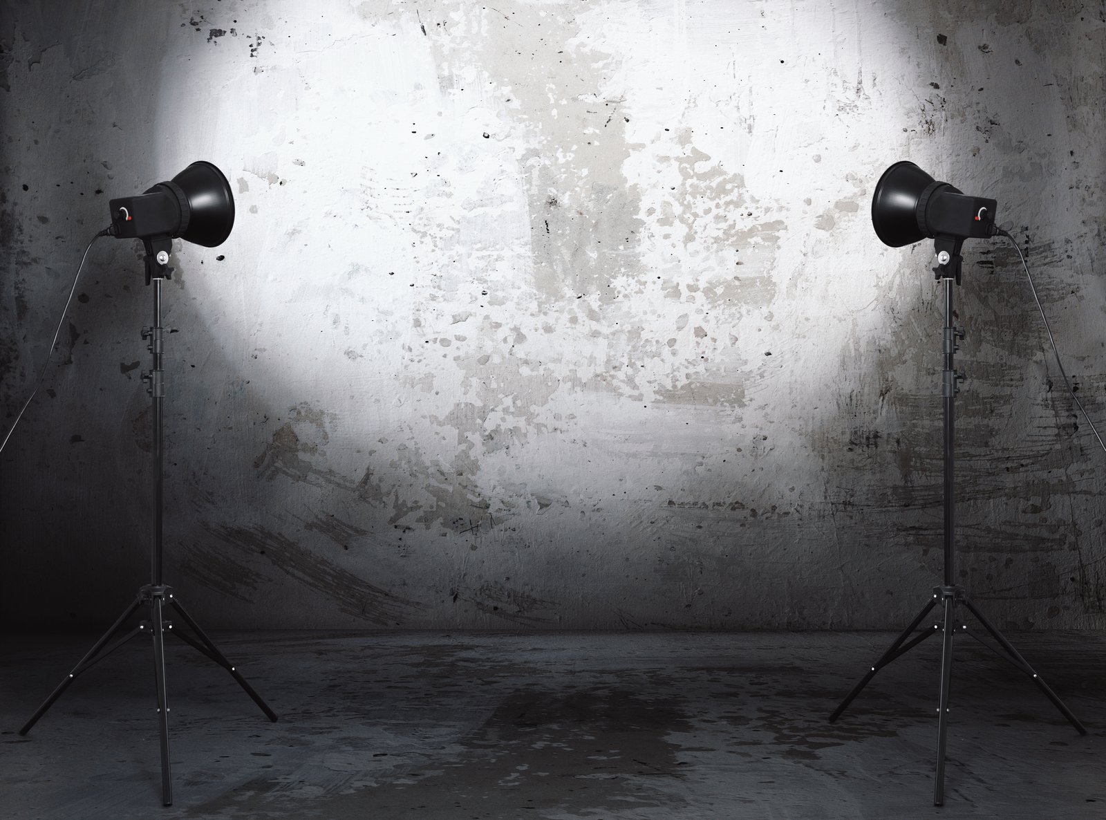 Why I Stopped Chimping and Started Tethering (And How It Changed Every Studio Shoot I Do)