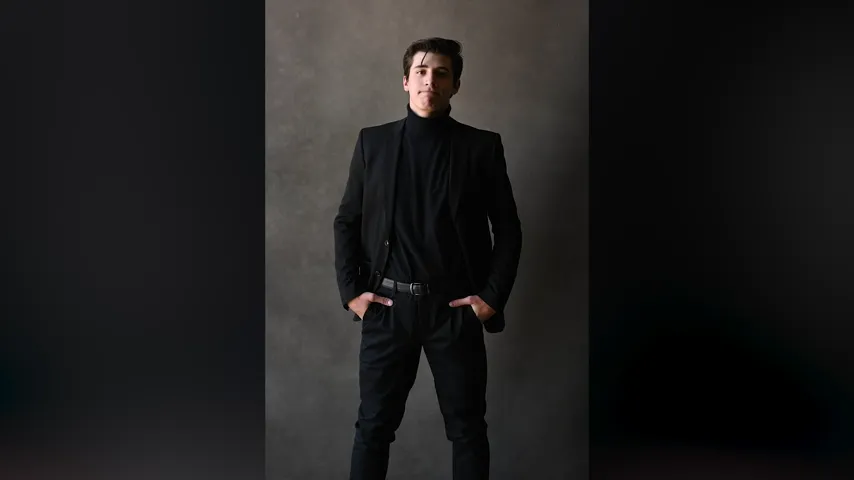 How to Pose Men